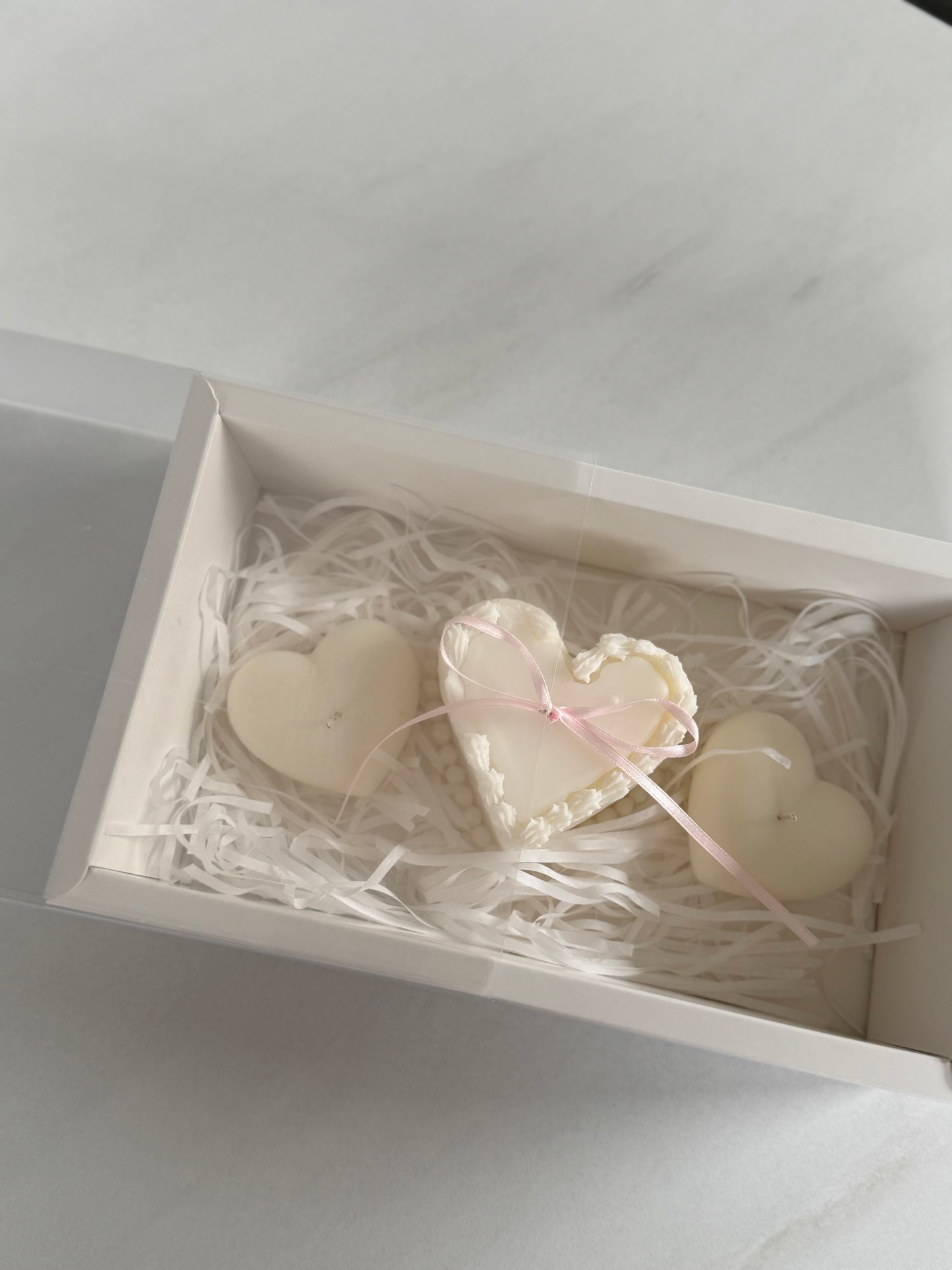 Vintage Heart Cake Candle Gift Set