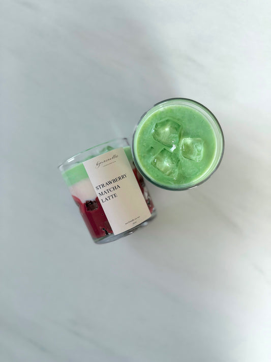 Strawberry matcha latte candle 🍓