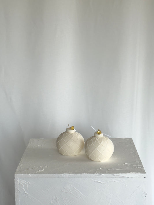 Dotted Bauble Candle