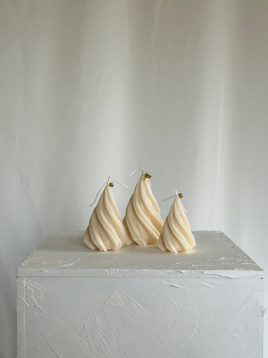 Swirl tree candle