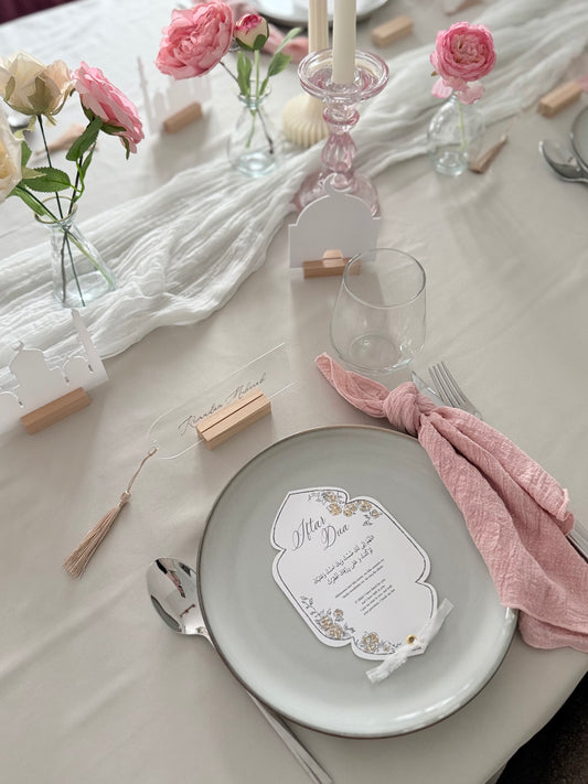 Ramadan tablecards with roses and gold details