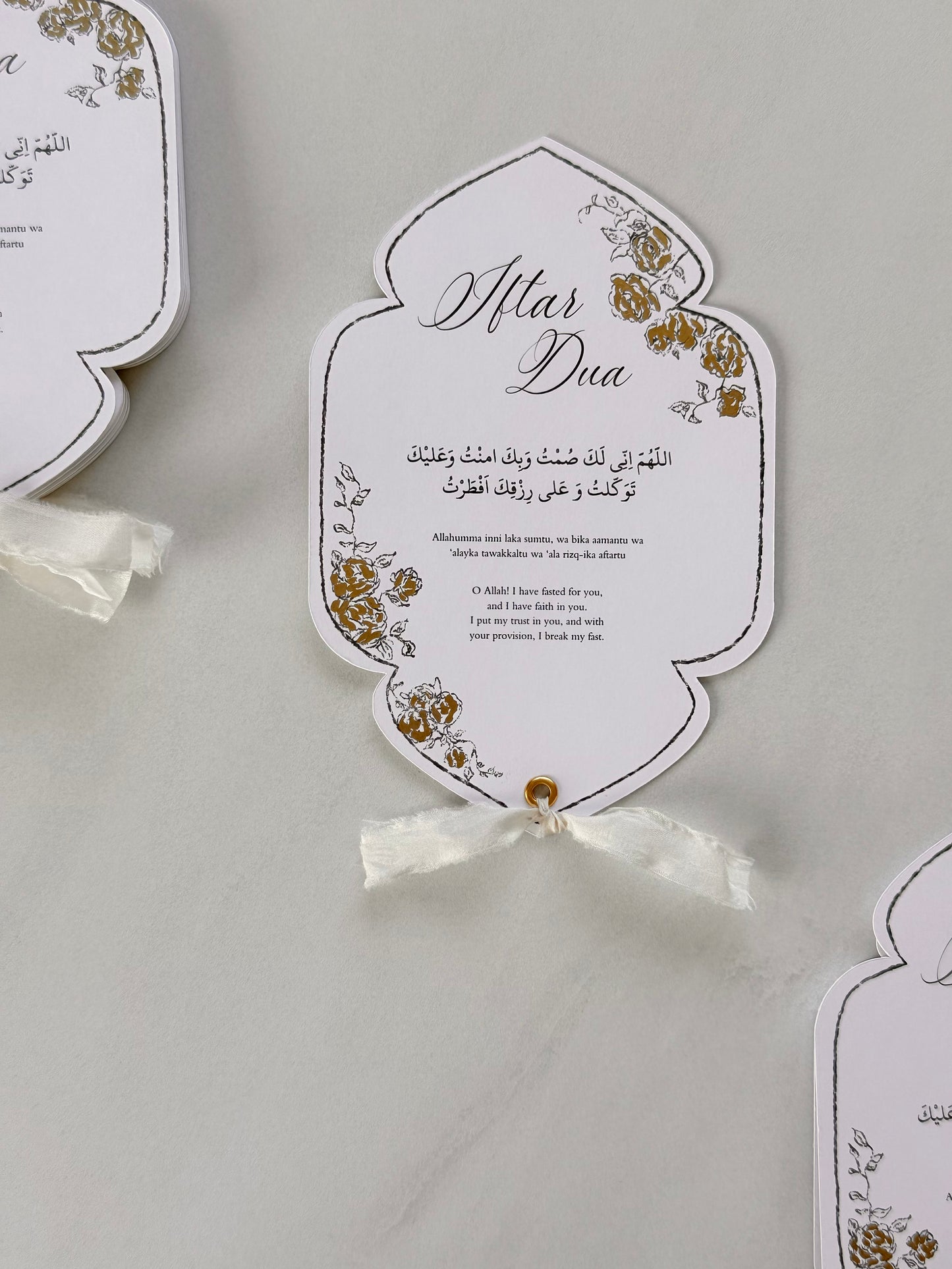 Ramadan tablecards with roses and gold details