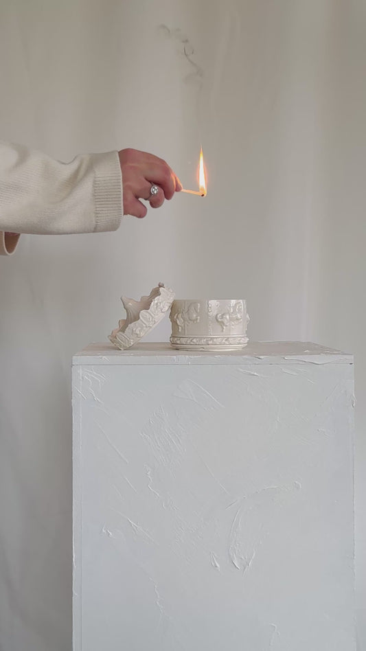 Christmas Carousel Candle Pot